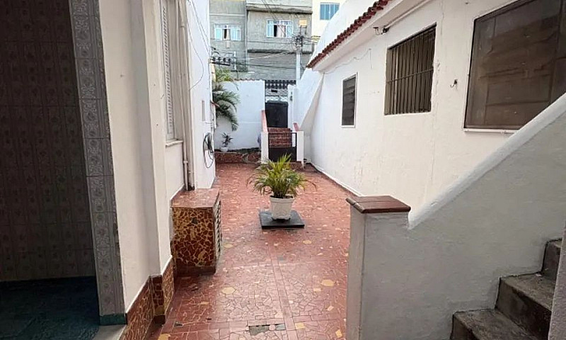 Ótima Casa 2 Quartos...