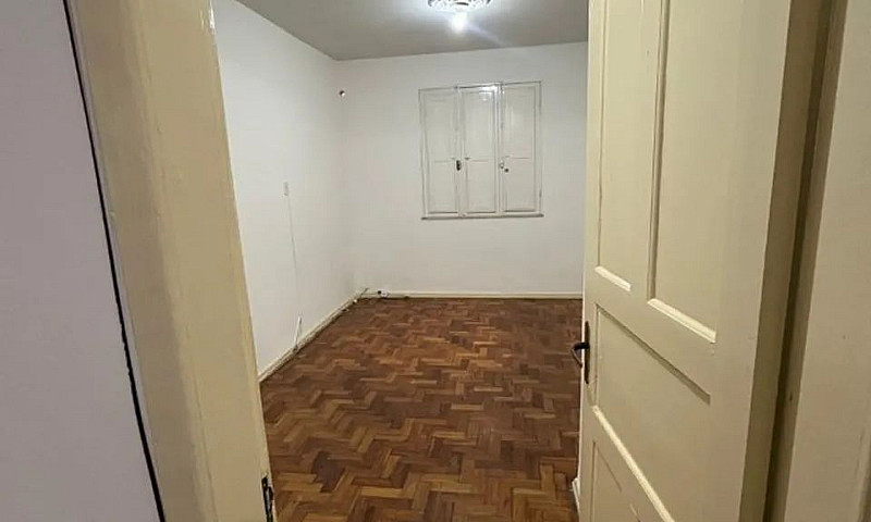 Ótima Casa 2 Quartos...