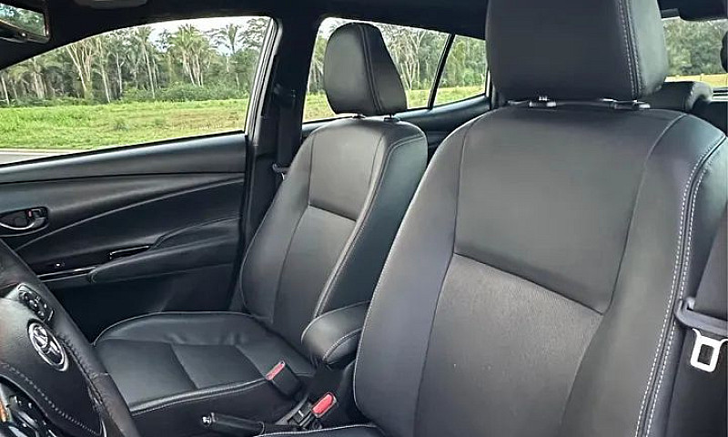 Toyota Yaris Xls 1.5...
