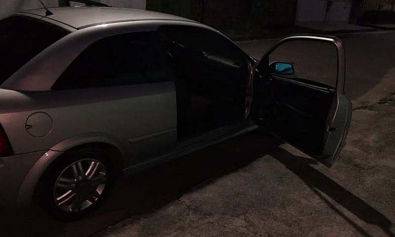 Chevrolet Astra Adva...