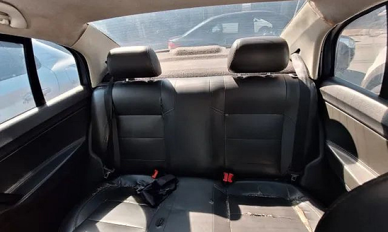 Volkswagen Polo Seda...