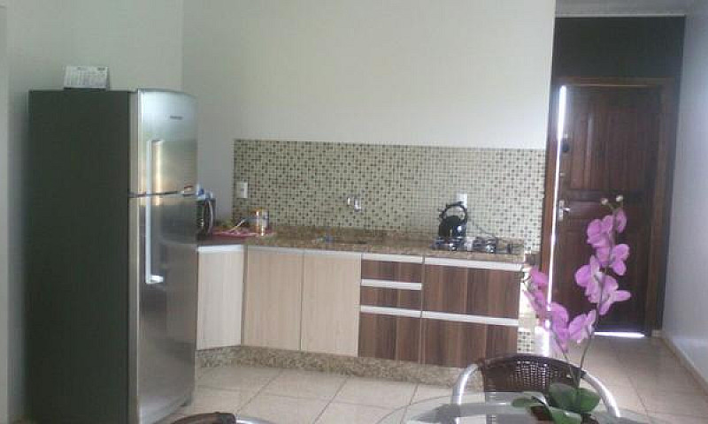 Ampla Casa Com Sala ...