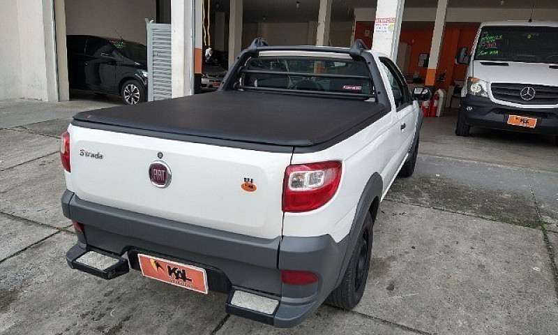 Fiat Strada 1.4 Hard...