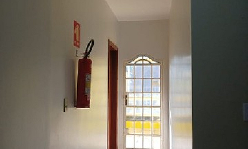 Alugo Apto 3 Quartos...