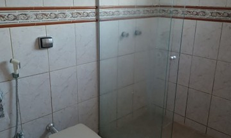 Alugo Apto 3 Quartos...