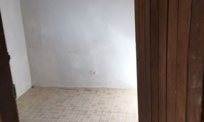 Alugo Casa, 2 Quarto...