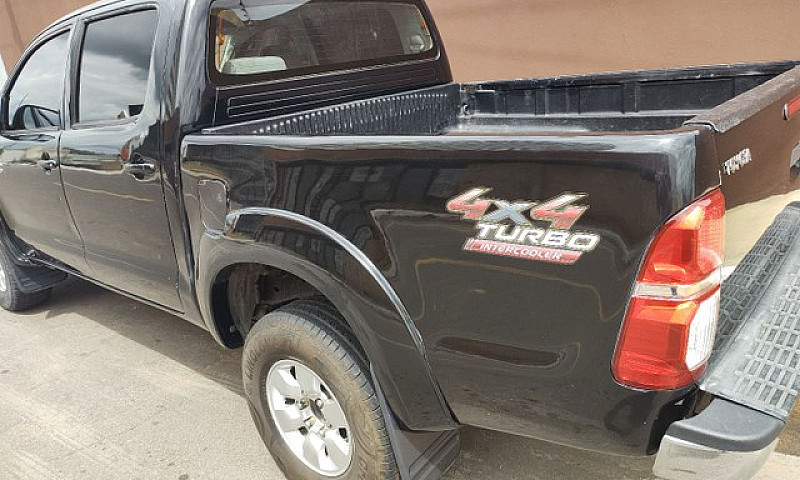  Hilux Cd 4X4 Srv 3....