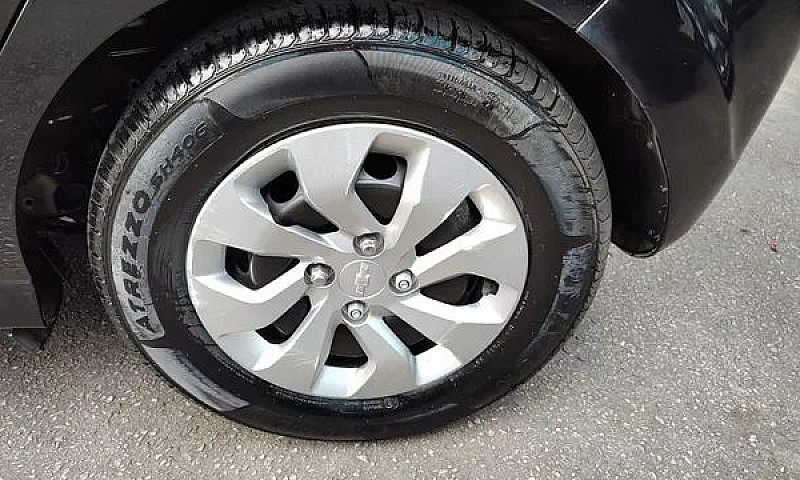 Chevrolet Onix  Hatc...