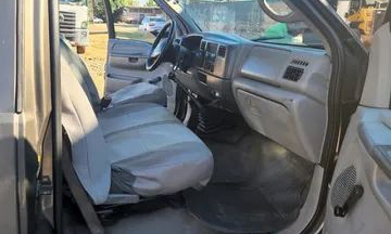 F 350 2001...