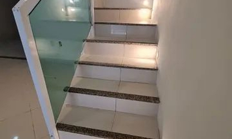 Linda Casa Em Cond F...