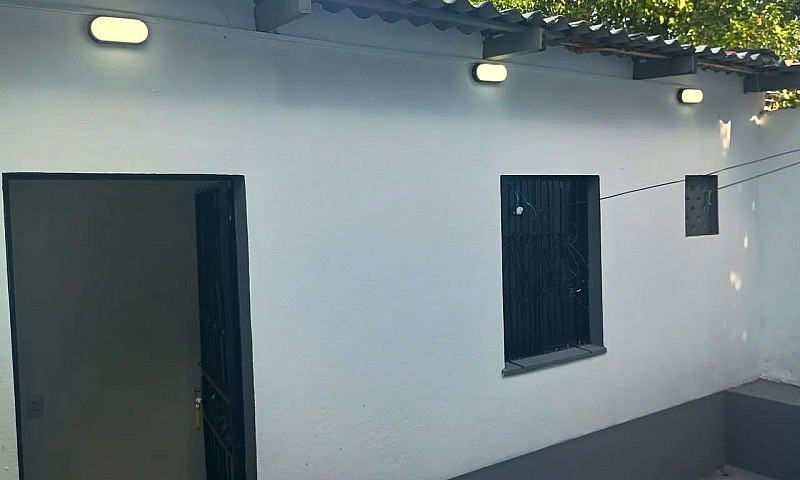 Aluga-Se Casa No Bai...