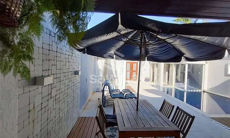 Casa À Venda Com 400...