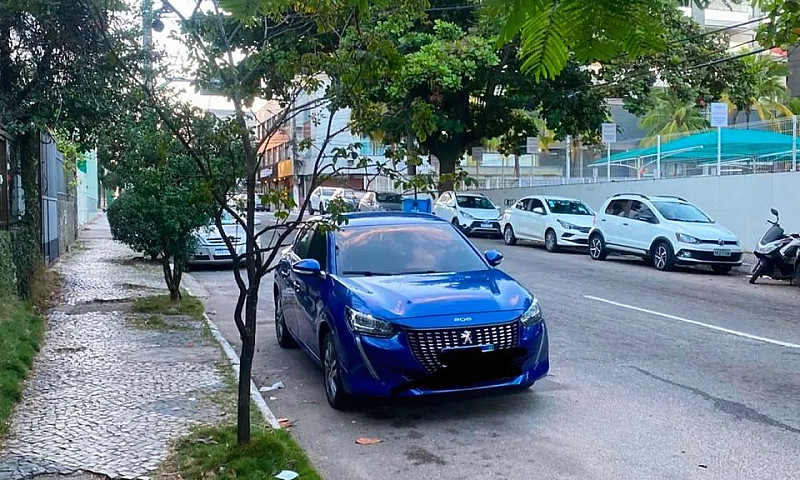 Peugeot 208 Allure 1...