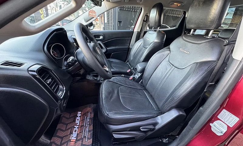 Fiat Toro Freedom 1....