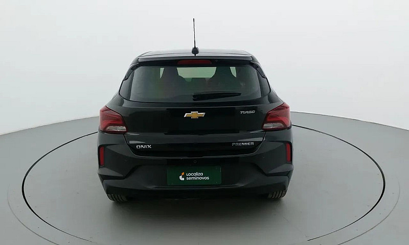 Chevrolet Onix Hatch...