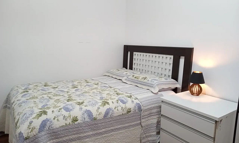 Quarto Individual Em...