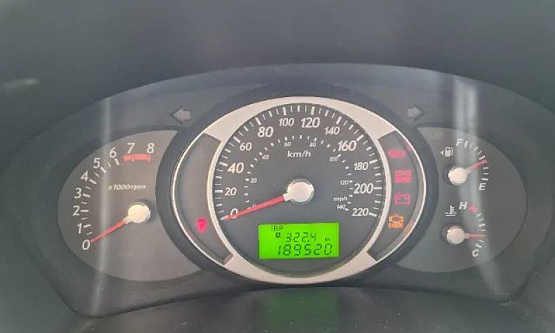 Hyundai Tucson 2.0 1...