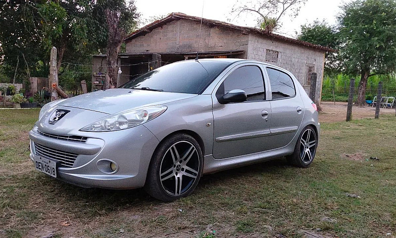 Peugeot 207 Xr Sport...