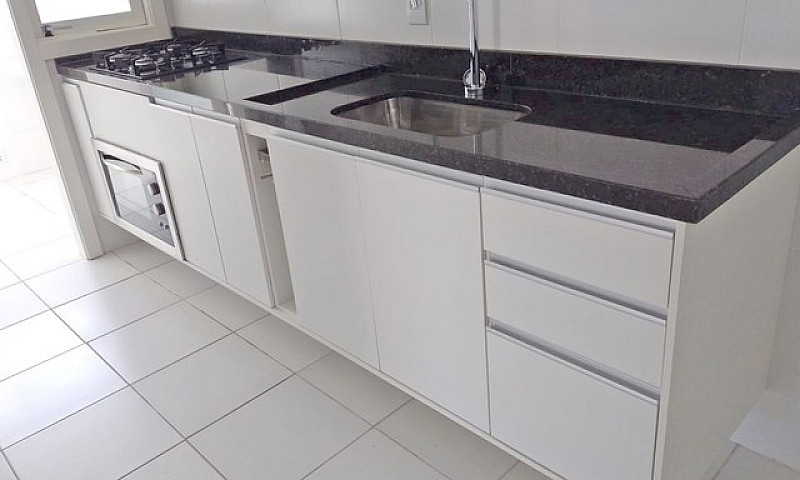 Amplo Apartamento Co...