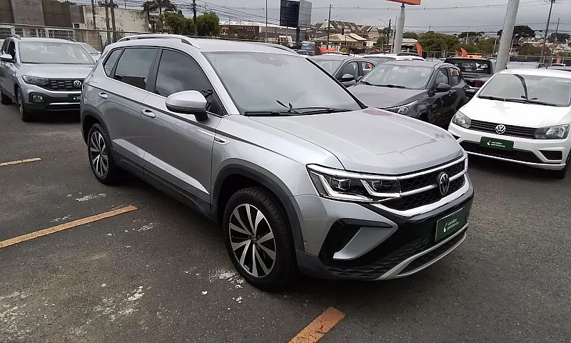 Volkswagen Taos 2023...