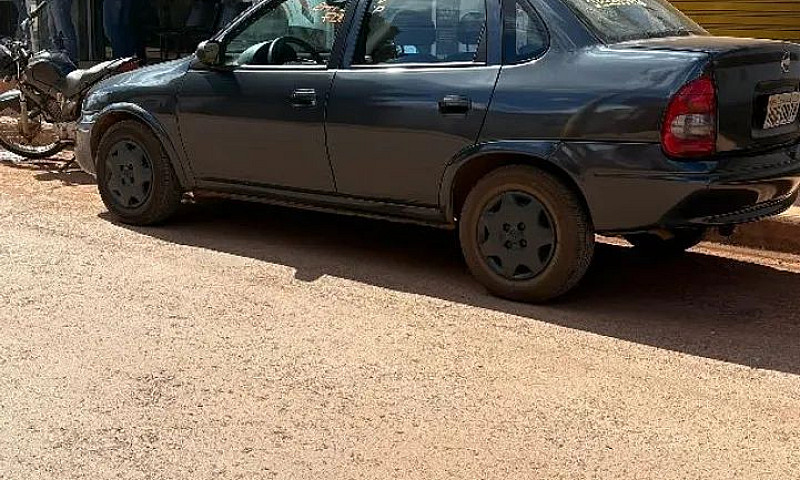 Chevrolet Corsa Sed ...