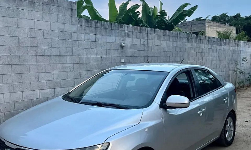 Kia Motors Cerato 1....