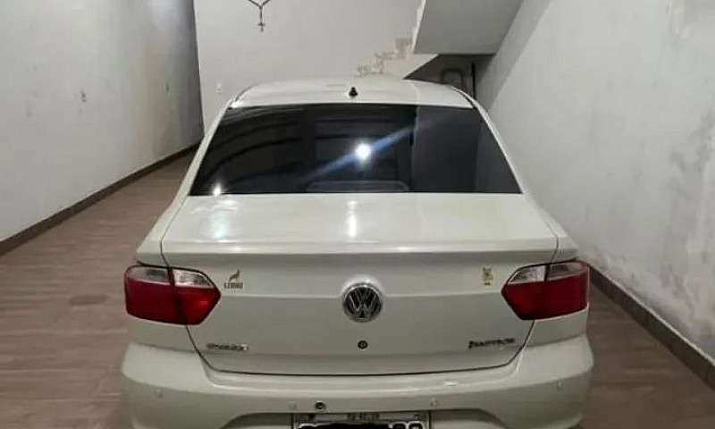 Volkswagen Voyage 1....