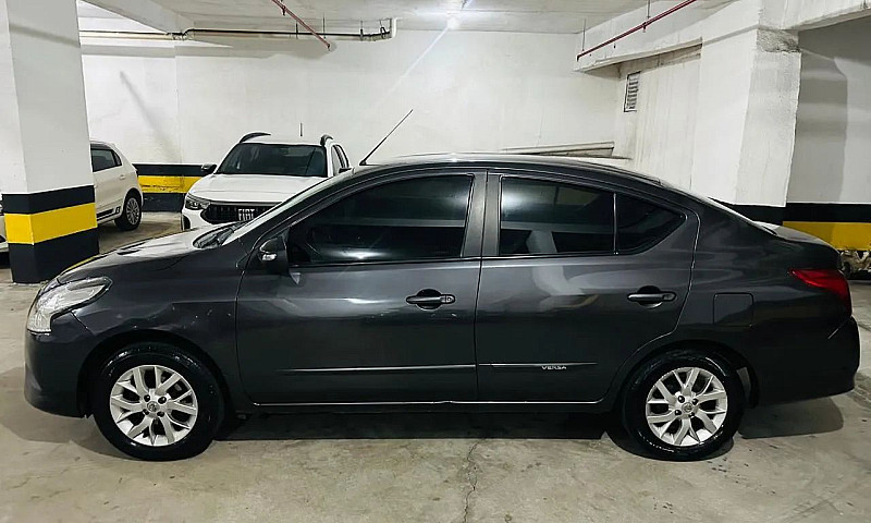 Nissan Versa Sv 1.6 ...