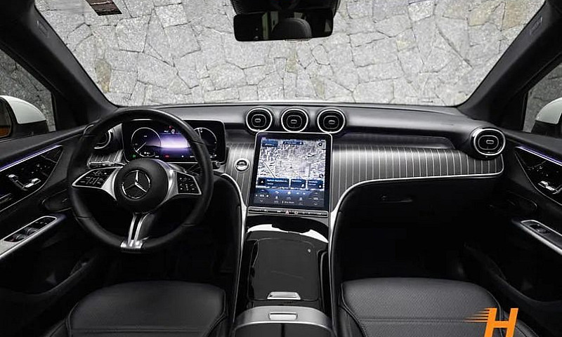 Mercedes-Benz Glc-30...