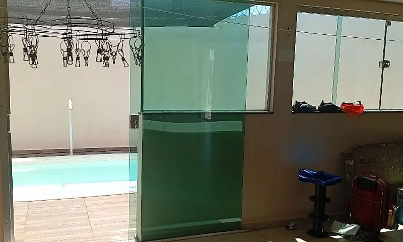 Casa Com Piscina Sem...