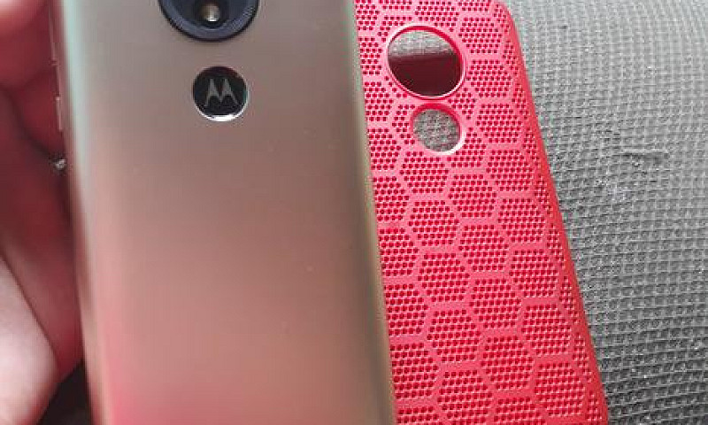 Moto E5 Play...