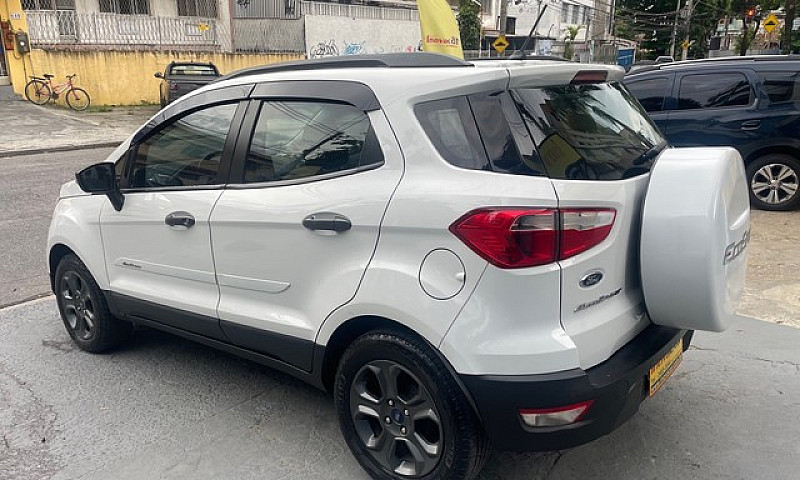 Ecosport Freestyle 1...