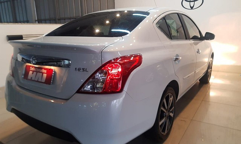 Nissan Versa 1.6 16V...