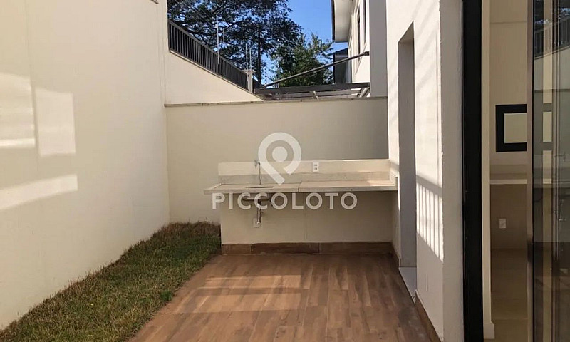 Sobrado À Venda Em C...