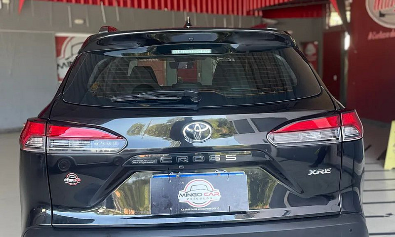 Toyota Corolla Cross...