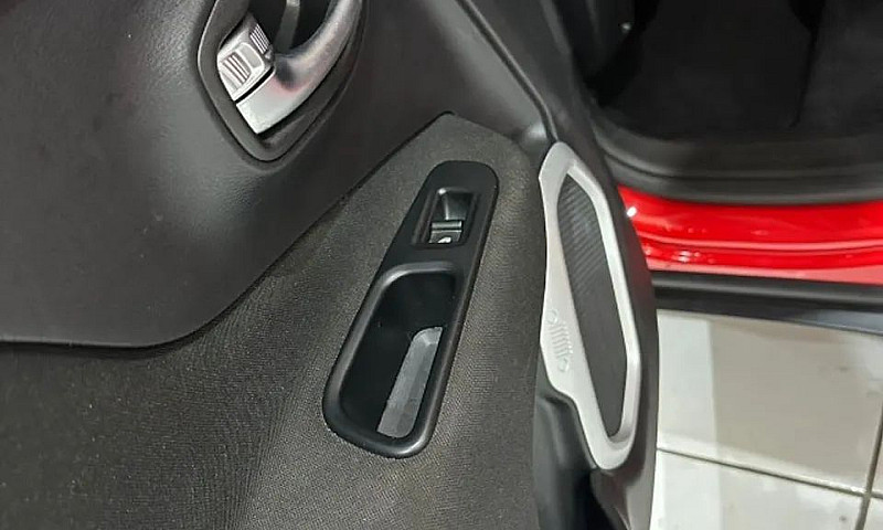 Jeep Renegade 1.8 4X...
