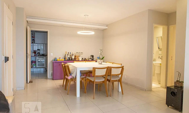 Apartamento À Venda ...