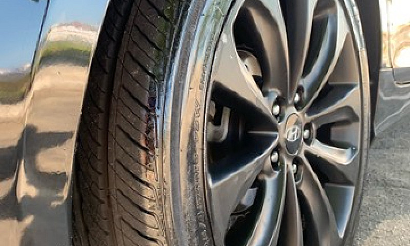 Hyundai Sonata 2.4 A...