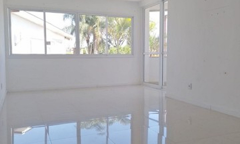 Amplo Apartamento Co...