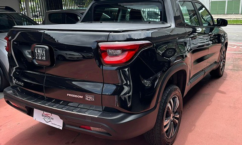 Fiat Toro T270...
