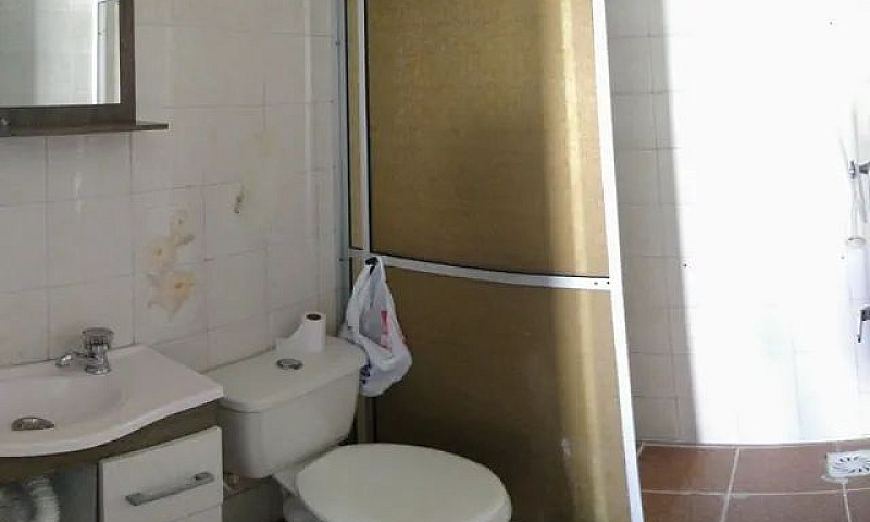 Ap. 1 Quarto Mobilia...