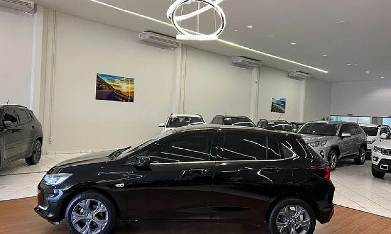 Chevrolet Onix Hatch...