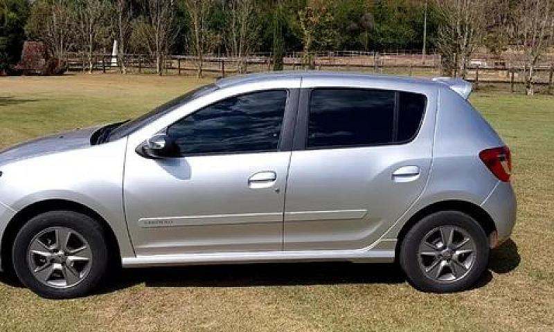 Sandero Impecável E ...