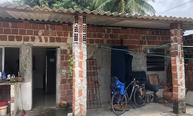 Vendo Uma Casa Na Ár...