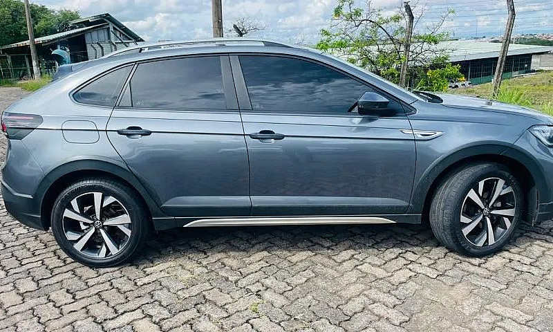 Volkswagen Nivus Hig...