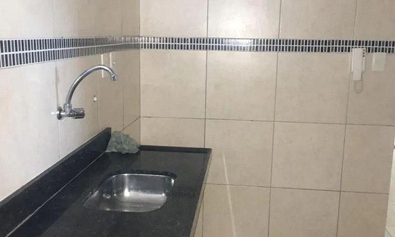Aluga-Se Apartamento...
