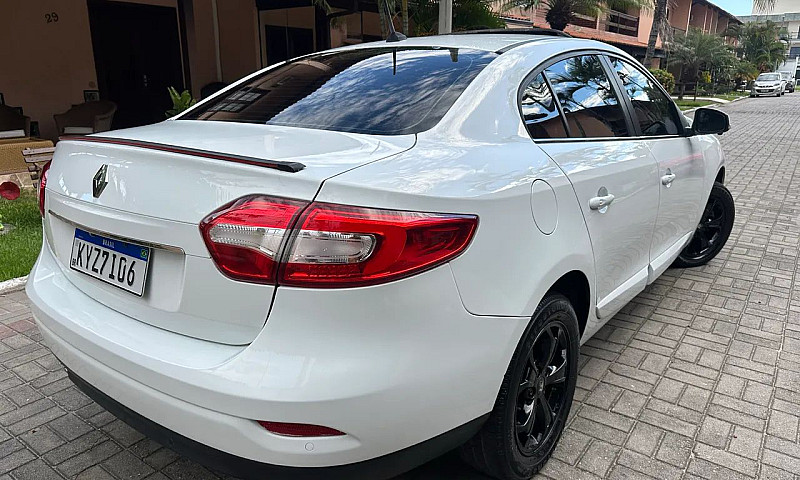 Renault Fluence Seda...