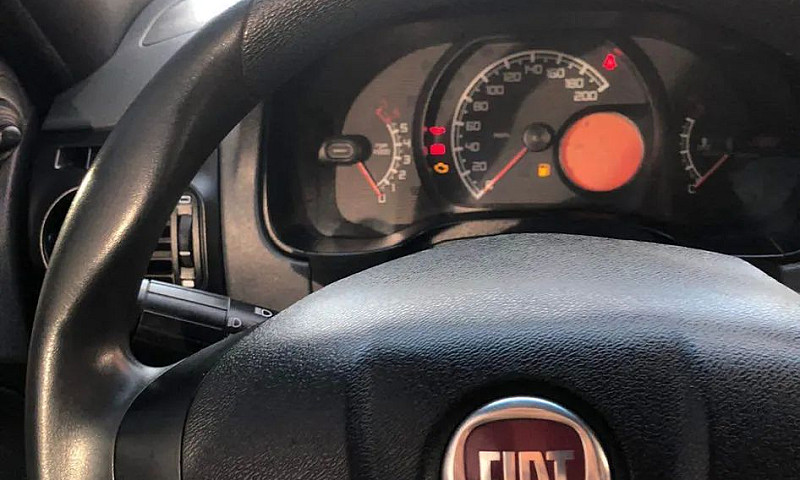 Fiat Strada Working ...