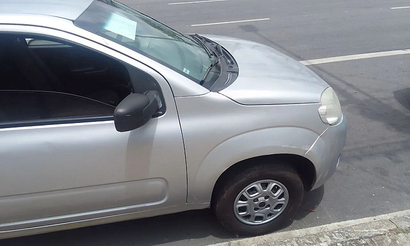 Fiat Uno Vivace 1.0 ...