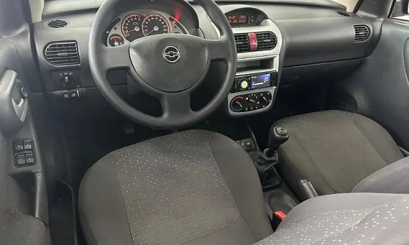 Chevrolet Corsa Sed....
